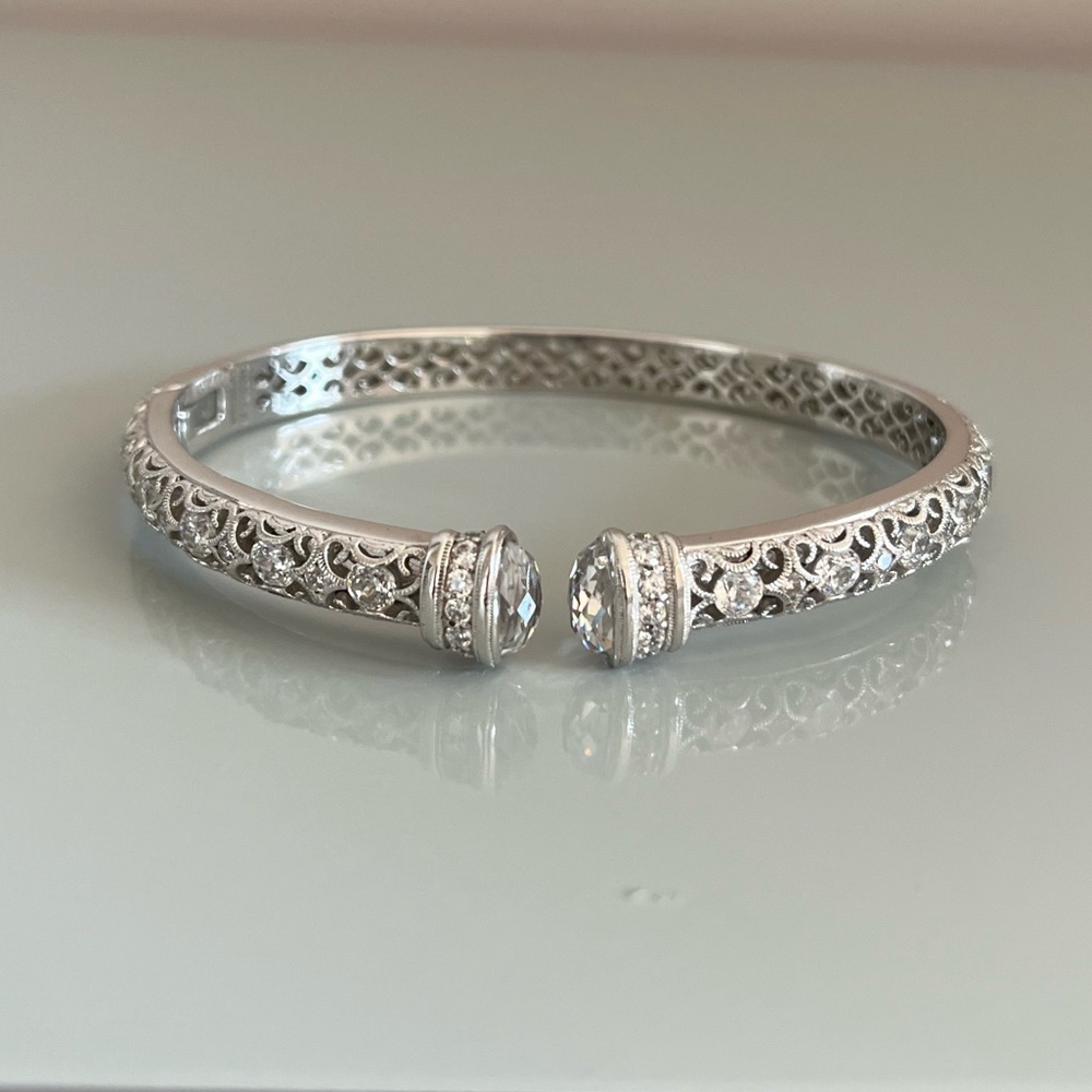 Tacori 925 Sterling Silver CZ Hinged Bracelet - Picture 1 of 12